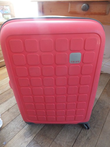 Tripp pink hard shell suitcase - pink,